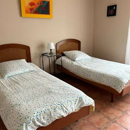 Le Nichoir Au Pied Du Ventoux Holiday home Malemort-du-Comtat