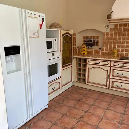 Holiday home Le Nichoir Au Pied Du Ventoux *